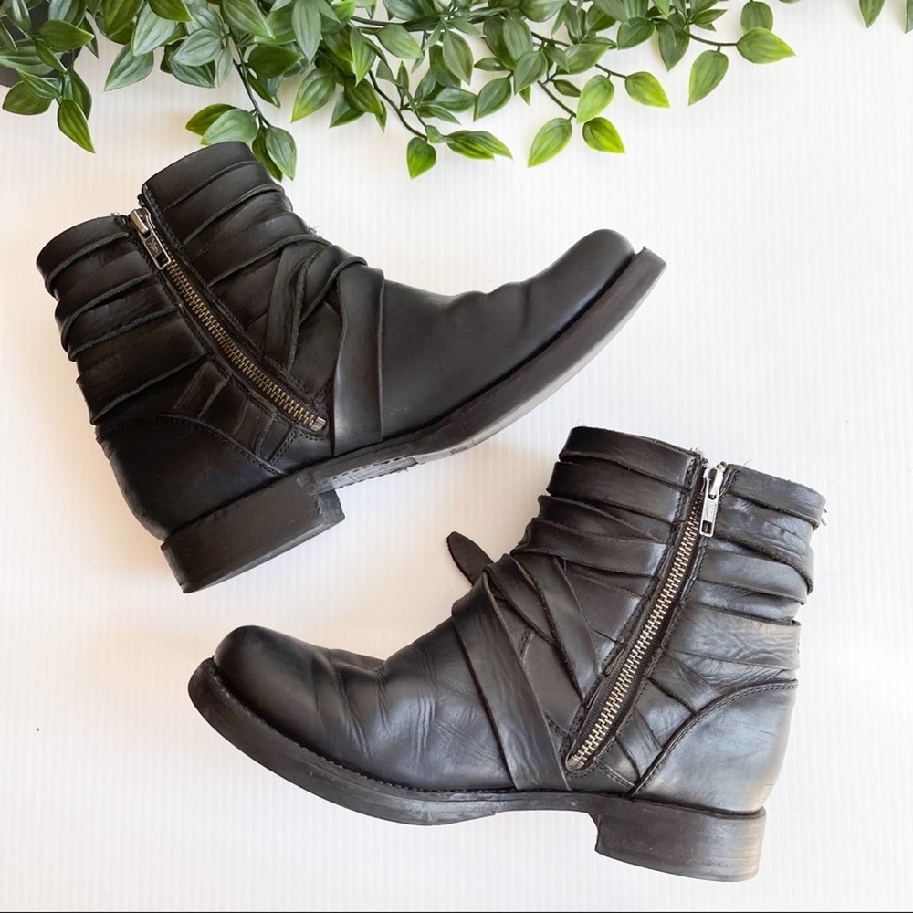 Frye | Veronica Black Strappy Boots Leather - Picture 3 of 11